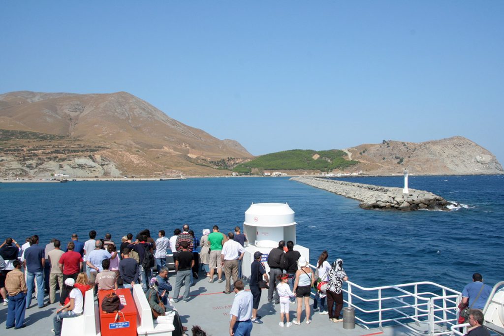 Gökçeada’ya Nasıl Gidilir?